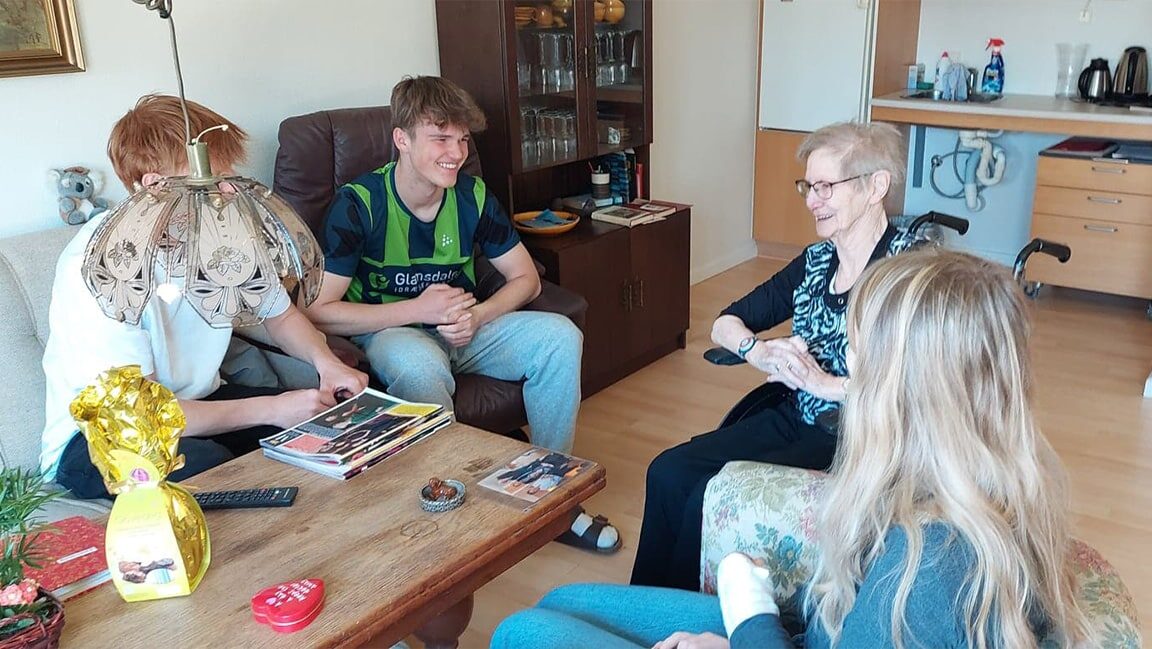 Vi der glæder andre